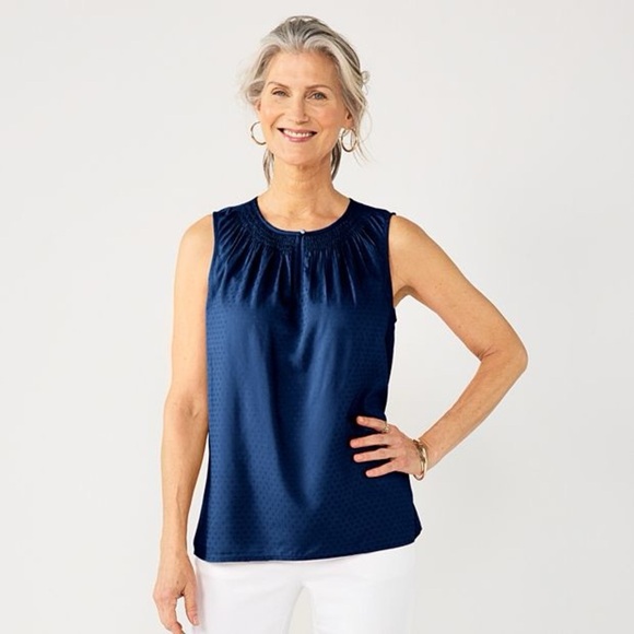 NWT Sleeveless Smocked Tank Top - Picture 1 of 12